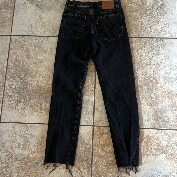 Levi’s Wedgie Straight - Picture 3 of 3